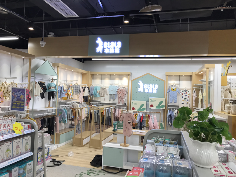 商業(yè)展柜的簡(jiǎn)要概述 